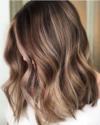 Beste Brown Balayage Hair Designs Fur Mittellanges Haar Mittelgross Frisuren Mode Hair Styles Balayage Hair Brown Hair Balayage