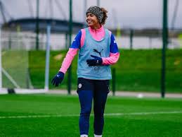 Fowler and Fujino return to squad ahead of Chelsea clash