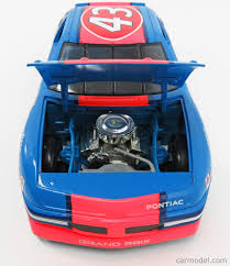 Richard petty's nascar diecast car collectibles, action racing nascar racing games and stock car race scale diecast models by nascar drivers. Ertl 07461 Masstab 1 18 Pontiac Firebird Trans Am Nascar N 43 Stp Grand Prix 1988 Richard Petty Light Blue Orange