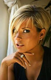 Beste bob frisuren von victoria beckham frisuren im trend. Die 7 Besten Ideen Zu Victoria Beckham Kurze Haare Victoria Beckham Kurze Haare Beckham Frisur Beckham Haare