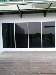 Ada banyak jenis kaca yang bisa anda jumpai dipasaran dengan harga bervariasi tergantung kualitas yang diberikan. Jual Kaca Film Riben Hitam Untuk Jendela Rumah Apartemen Di Lapak Kacafilm Jkt Bukalapak
