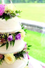 G27) 1955 mexican wedding cakes (a variation of nut butter balls) nut butter balls 1 cup soft butter or margarine 1/4 to 1/2 cup granulated or confectioners' sugar 1/2 teaspoon salt 1 teaspoon almond extract; 7 Wedding Cake Trends For 2019 Sb Magazine