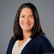 Dawn Boland's Instagram, Twitter & Facebook