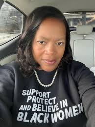 Sandra's Teal Story: Turning 60 in the spring of 2020 looked odd. We were  in the middle of a pandemic where everyone was scared. I was working from  home and thought the