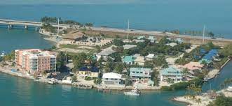 No matter where you are, a re/max agent is ready to help you buy or sell your home or property. Marathon Fl Real Estate Island Breeze Realty Realtor