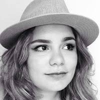 Amanda Lamas (amandalamas_)