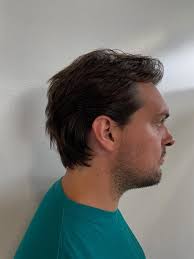 Jenny #bangs #longlayers #razorcut #razorhaircut #chicagohairstylist  #teeshirt #chicagorazorcuts #chicagohaircut #haircut #blowout