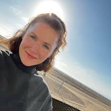 Olia Miho (@chroma_cntrlr)