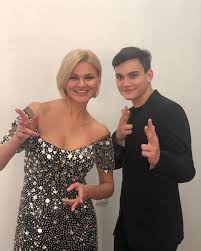 Недавно они вместе отдыхали в оаэ. 43 Letnyaya Irina Krug Pokazala Podrosshih Synovej