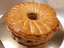Galette Des Rois Chocolat Noisettes En 2020 Galette Des Rois Chocolat Noisette Galette Des Rois Chocolat Galette Des Rois
