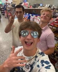 Bcokes👻famousbcokes