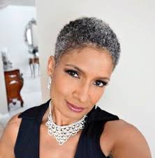 Mar 07, 2021 · short hairstyle for black women can be neatly styled or messy depending on the occasion and outfit planning. Short Haircuts And Hair Color Inspirations For Black Women Over 60 In 2021 2022