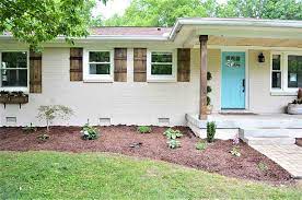 Choose from sherwin williams, benjamin moore or ppg paint color palettes. 10 Inspiring Exterior House Paint Color Ideas