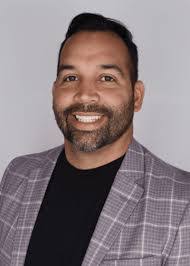 Scott Niekamp's Instagram, Twitter & Facebook