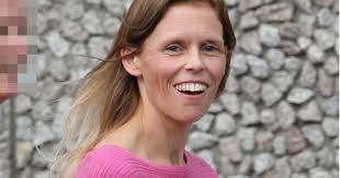 Driver 'killed two pedestrians after taking painkillers'