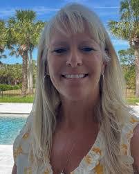 Danielle Mead's Instagram, Twitter & Facebook