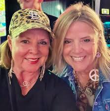 Thanks for coming out last night to The Alley in Washington, MO! It was a  dancing crowd (my favorite kind!) and one that was down for some fun! It  was half KSHE