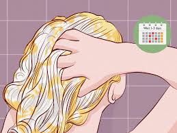 Brittle hair is hair that is dry, breakable, and dull. How To Color Damaged Hair 11 Steps With Pictures Wikihow