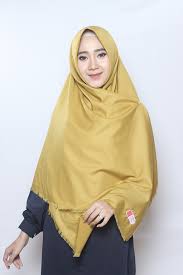 Hijab Syari Warna Kuning Hijabfest