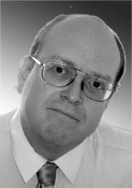 The Peanuts Collection: Treasures from the World's Most Beloved Comic  Strip: Gertler, Nat: 9780316086103: Amazon.com: Books