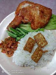 Ia telah dibawa oleh orang indonesia ke negara kita beberapa tahun yang lalu. Resepi Ayam Penyet Mas Kobis Resepi Merory Sedap Betul
