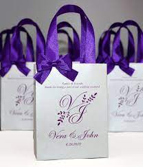 Purple Wedding Gift Bags For Small Souvenirs Personalized Etsy Purple Wedding Gifts Purple And Silver Wedding Wedding Gift Bags