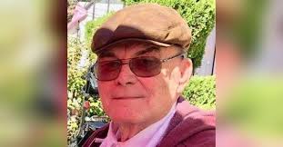 Robert E Senecal Obituary