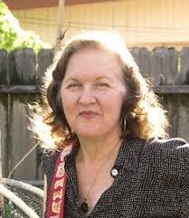 Noelle Curtis's Instagram, Twitter & Facebook