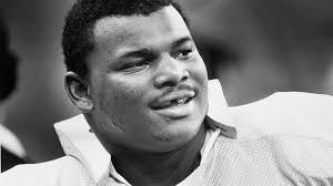 Bears' William Perry turns poundage into profit