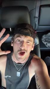 Logan Lambert (@logains.lambert)