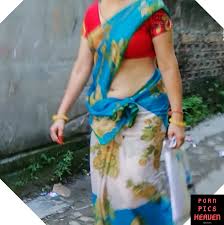 Desi milf aunty navel(चाची की नाभि) – Porn Pix Heaven