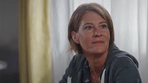 22 janvier 201625 octobre 2018 arthur plus belle la vie. Plus Belle La Vie Du Mardi 20 Octobre 2020 Resume En Avance De L Episode 4132 Spoilers News Series A La Tv Allocine