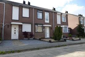 The three bedrooms are 11, 14 and 20 m² respectively. Woning Meerssenerweg 136 Maastricht Oozo Nl