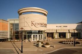 Kenwood Mall Going Here Always Makes Me Feel Rich And It Reminds Me Of The Summer I Would Go Here All The Time With My Dad An Cincinnati Ohio Cincinnati Ohio
