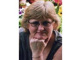 Theresa Lenz's Instagram, Twitter & Facebook