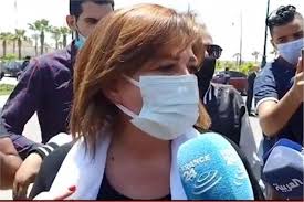 توفيت الفنانة المصرية الكبيرة دلال عبد العزيز اليوم السبت عن 61 عاما بعد صراع طويل مع تعاني. Ø¥Ù„Ù‡Ø§Ù… Ø´Ø§Ù‡ÙŠÙ† Ù…Ù† Ø¬Ù†Ø§Ø²Ø© Ø³Ù…ÙŠØ± ØºØ§Ù†Ù… Ø¯Ù„Ø§Ù„ Ø¹Ø¨Ø¯ Ø§Ù„Ø¹Ø²ÙŠØ² Ù…ØªØ¹Ø±ÙØ´ Ù„Ø­Ø¯ Ø¯Ù„ÙˆÙ‚ØªÙŠ Ø®Ø¨Ø± Ø§Ù„ÙˆÙØ§Ø© ÙÙŠØ¯ÙŠÙˆ Ø¨ÙˆØ§Ø¨Ø© Ø£Ø®Ø¨Ø§Ø± Ø§Ù„ÙŠÙˆÙ… Ø§Ù„Ø¥Ù„ÙƒØªØ±ÙˆÙ†ÙŠØ©