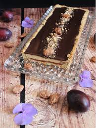 Gebrannte Mandel Tarte Hommage An Die Munchner Wiesn Zeitfurkuchen