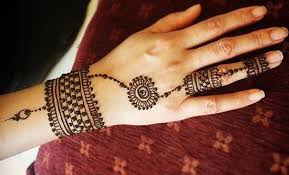 20 Top Bracelet Mehendi Designs That Are Trendy And Stylish Latest Mehndi Designs Henna Designs Easy Mehndi Designs