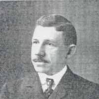 Daniel Mcnichol's Instagram, Twitter & Facebook