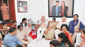 Advani ji has also been awarded the padma vibhushan. Kamla Advani Was Pillar Of Strength For Lk Advani Pm Modi India News The Indian Express