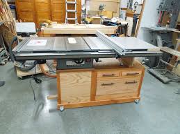 50 inches to the right of the saw blade. Standard T Square For Cabinet Saws Bandsaws Contractor Saws Extrusion Sold Separately Verysupercool Tools