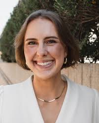 Julia Avila, Psychological Associate, Carlsbad, CA, 92008