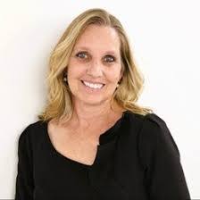 Carrie Kruse's Instagram, Twitter & Facebook