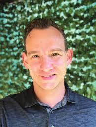 Aaron Stelter's Instagram, Twitter & Facebook