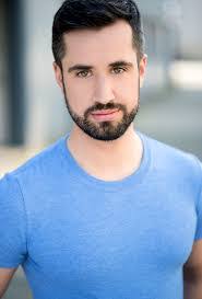 Julian Le's Instagram, Twitter & Facebook