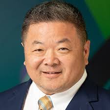 Kimberly Kari's Instagram, Twitter & Facebook