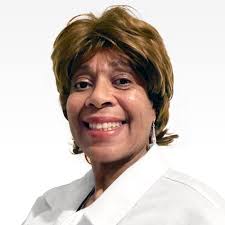 Vanessa Mckenzie's Instagram, Twitter & Facebook