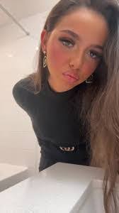 Misty Delaney's Instagram, Twitter & Facebook