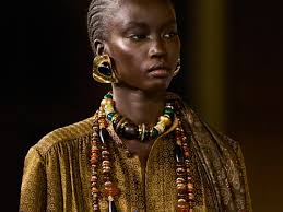 الأزياء الإفريقيَّة وتأثيرها في صناعة الموضة