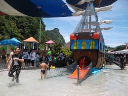 Water wastage is kept to a minimum in the lost world of tambun and sunway city ipoh. Bercuti Di Lost World Of Tambun Ipoh